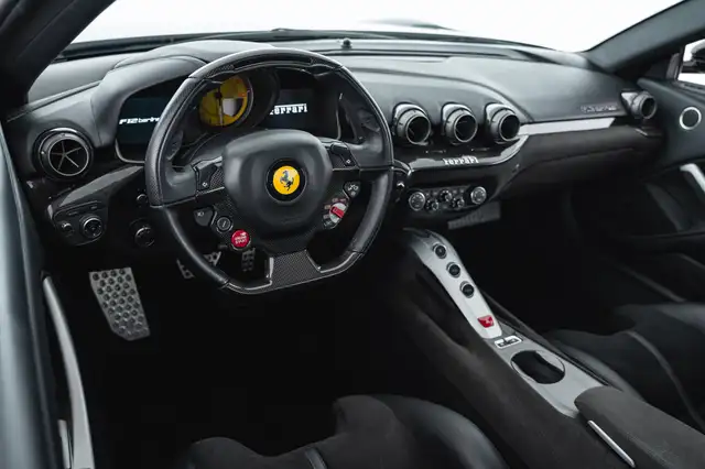 Ferrari F12 F12 Berlinetta Ansicht 12