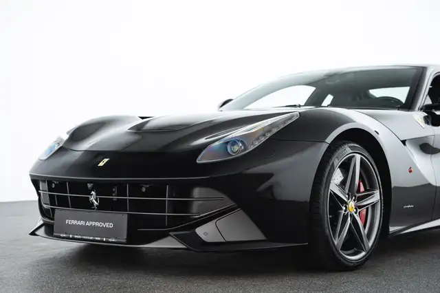 Ferrari F12 F12 Berlinetta Ansicht 24