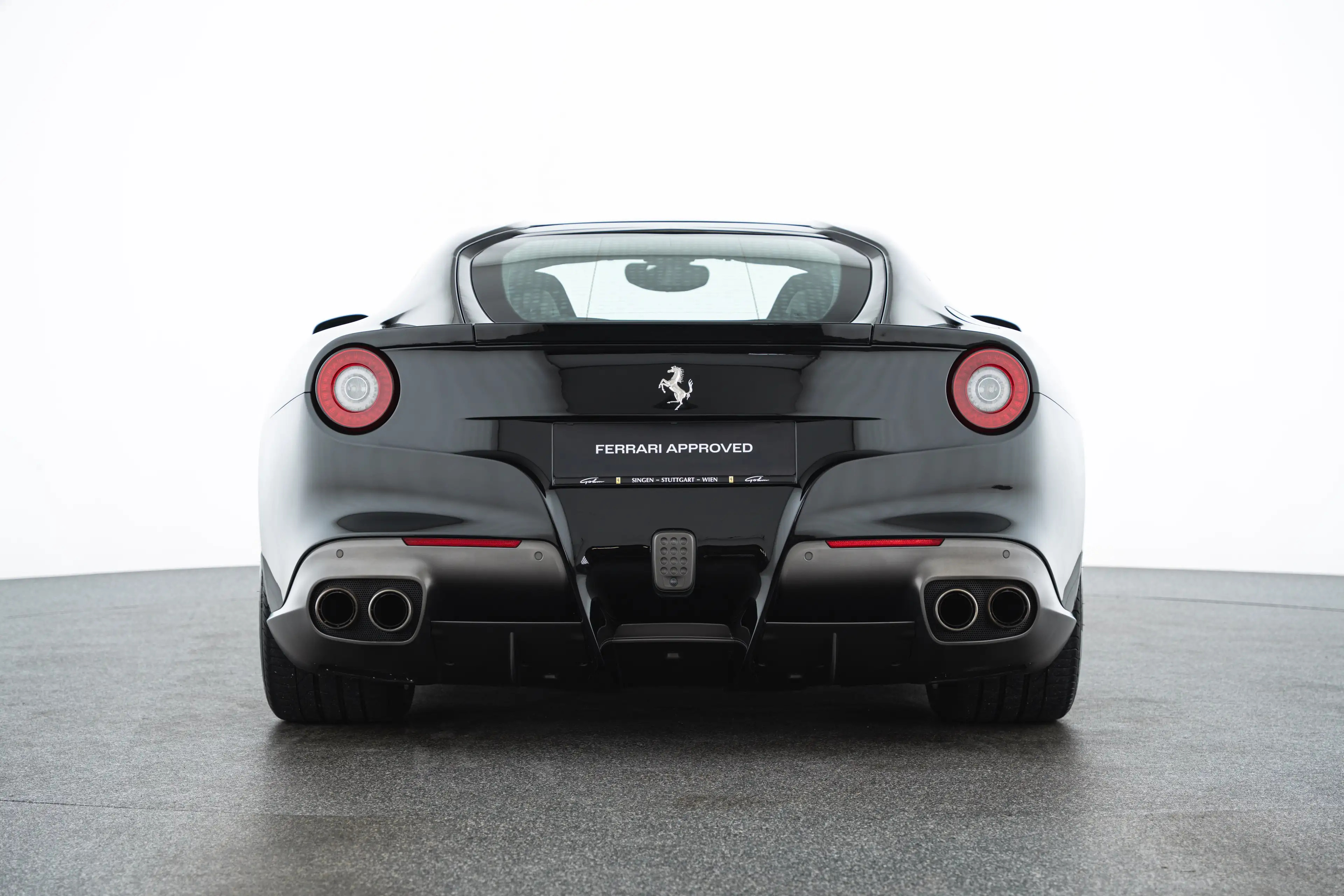Ferrari F12 F12 Berlinetta — photo 6