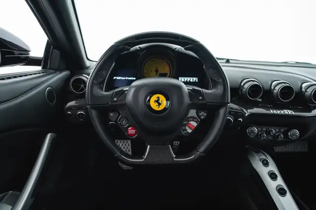 Ferrari F12 F12 Berlinetta Ansicht 33