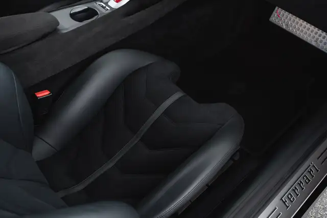 Ferrari F12 F12 Berlinetta Ansicht 35