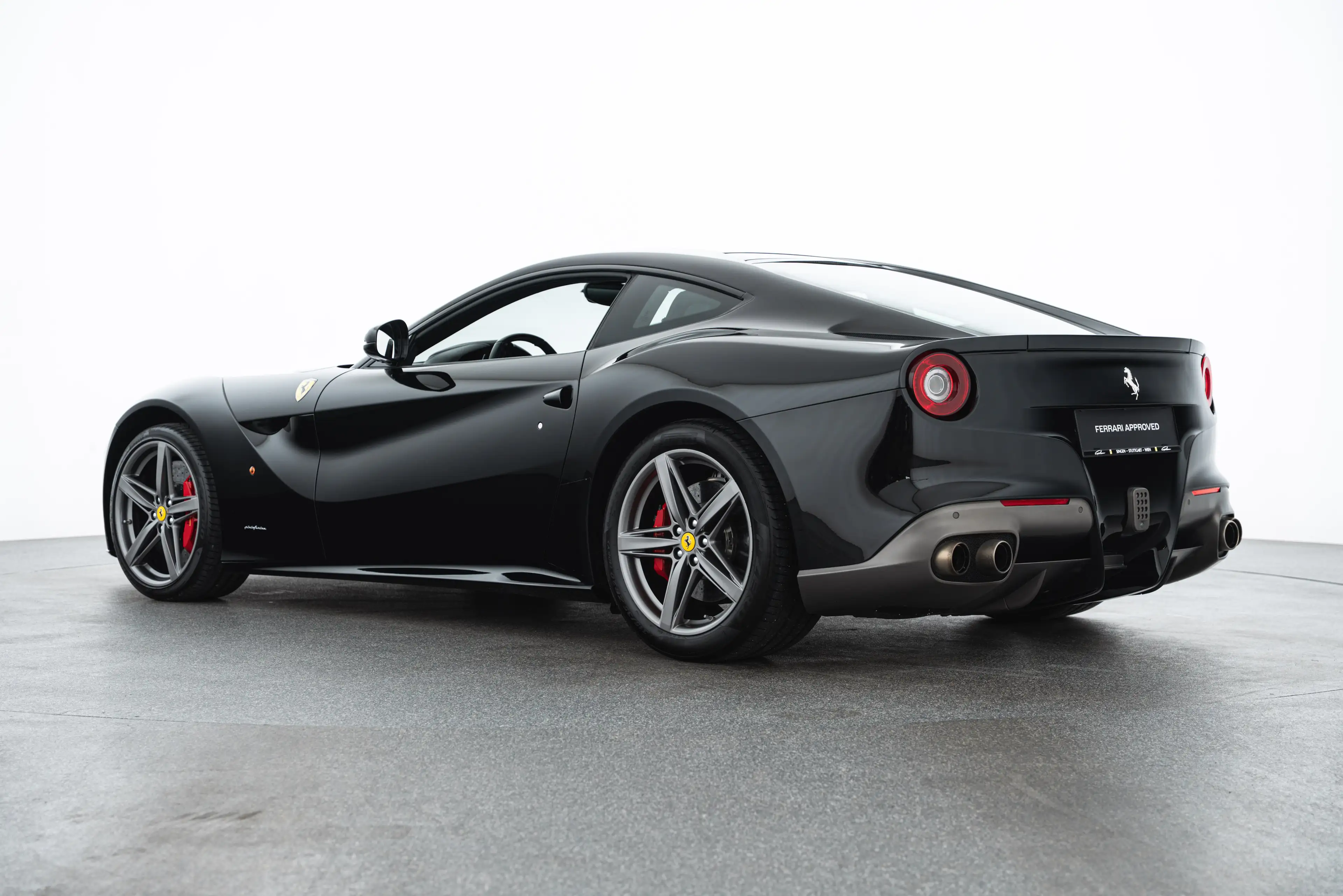 Ferrari F12 F12 Berlinetta — photo 7