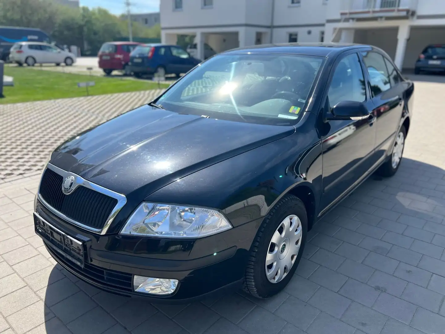 Skoda Octavia Lim. Ambiente**Tüv Neu**1 Hand**Euro 4 Czarny - 1
