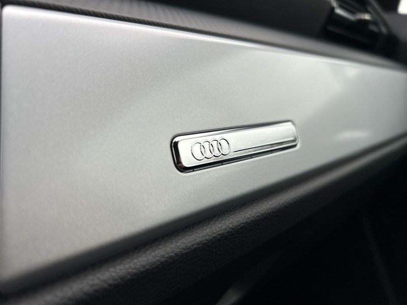 Audi Q3 45 TFSI e S tronic ASSISTENZ PAKET RÜCKFAHRKA — photo 11