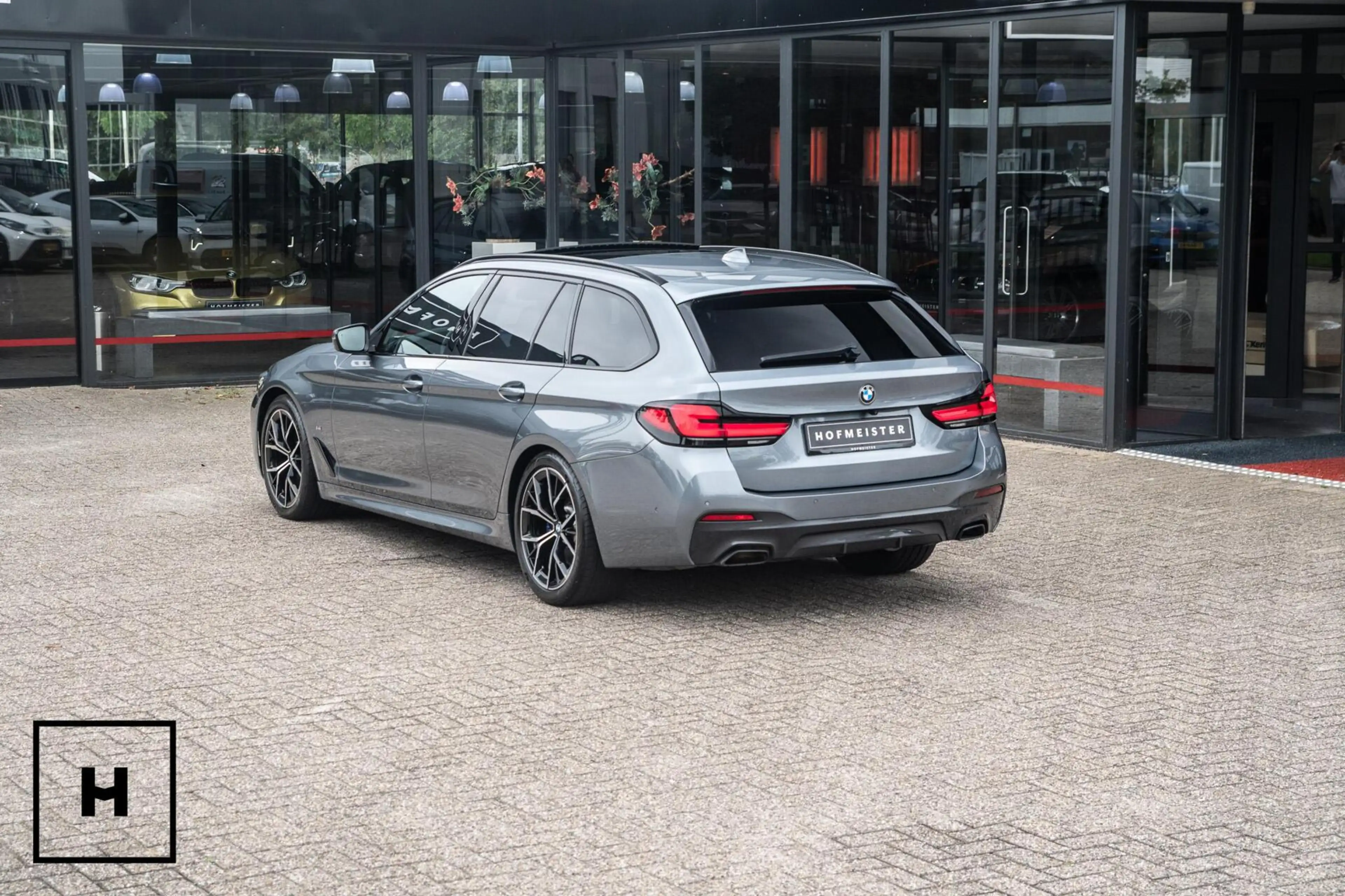 BMW 540 5-serie Touring 540i xDrive M-Sport | M-Stoelen! | — photo 25