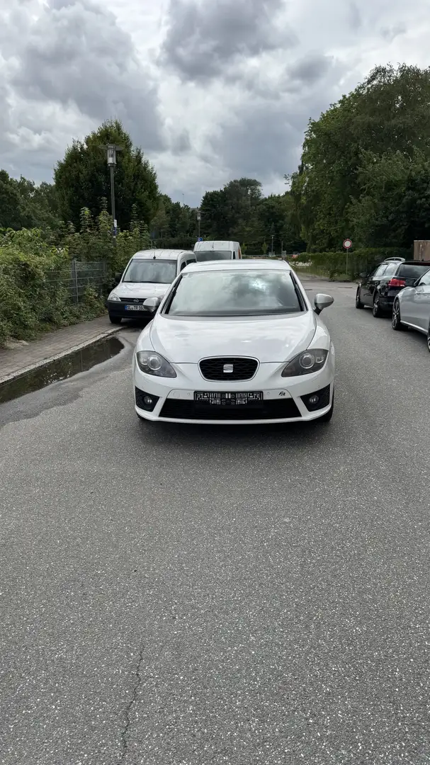 SEAT Leon 2.0 TDI DPF FR Weiß - 2