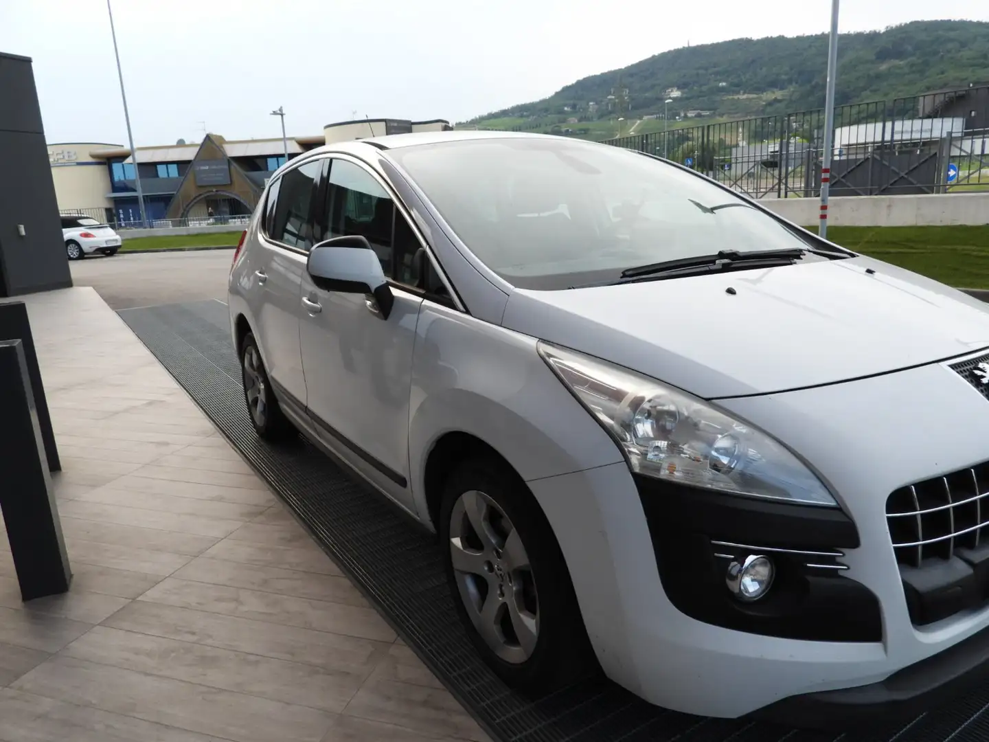 Peugeot 3008 PEUGEOT 3008 1.6 HDI 112CV BUSINESS AUTOMATICO - 2