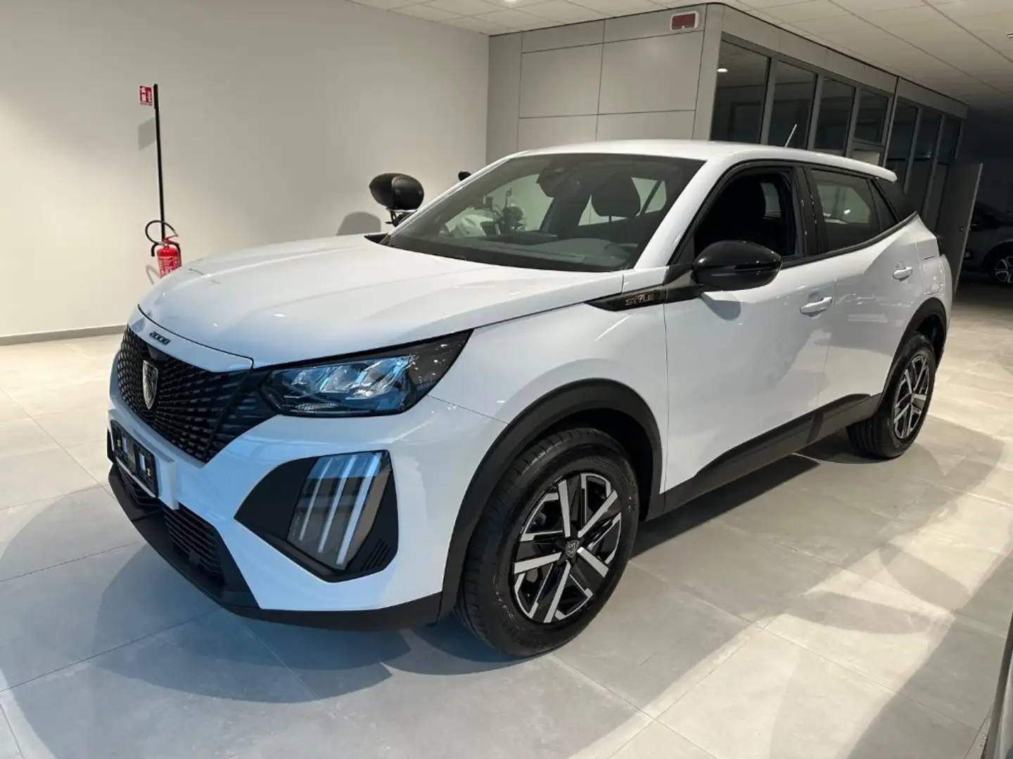 Peugeot 2008 PureTech 100 S&S Style Blanc - 1