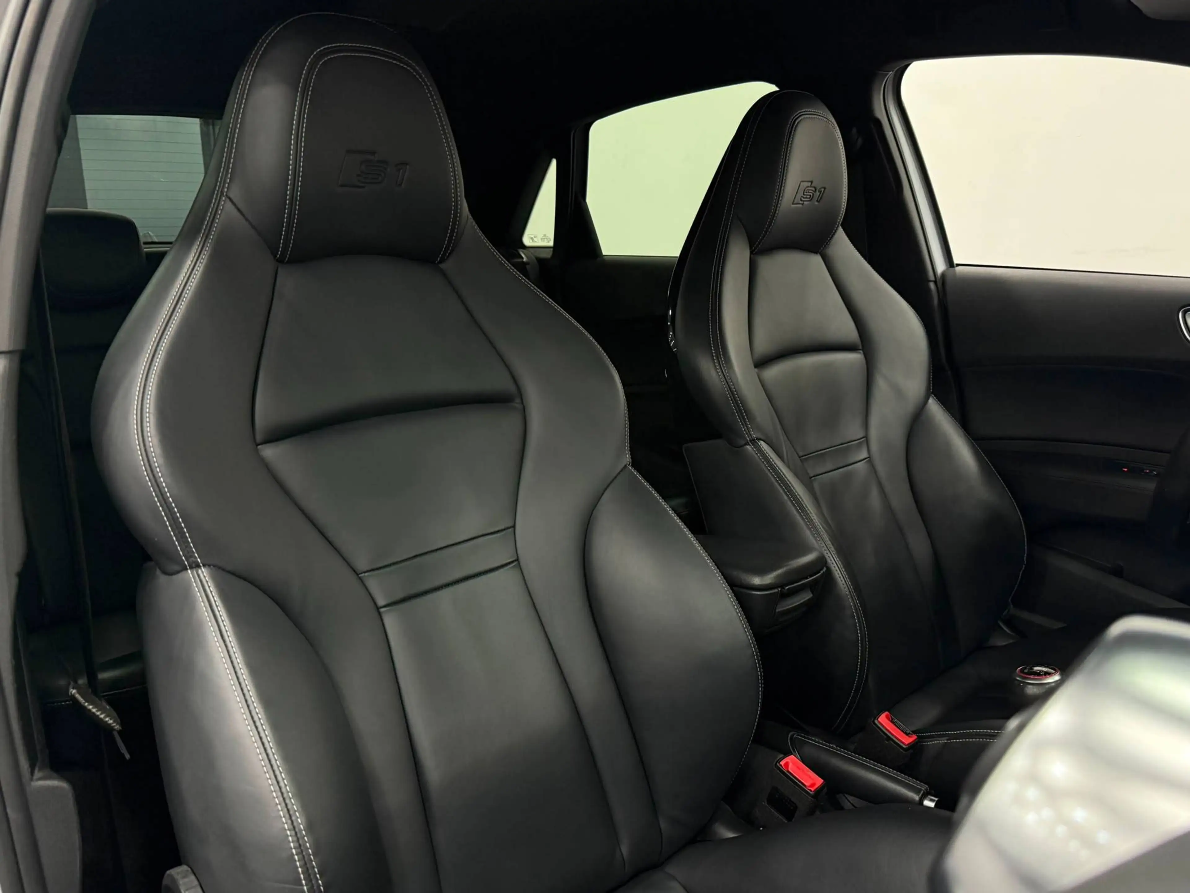Audi S1 2.0TFSI Quattro Sportback 5Doors Edition Sport Seats Carpass — photo 13