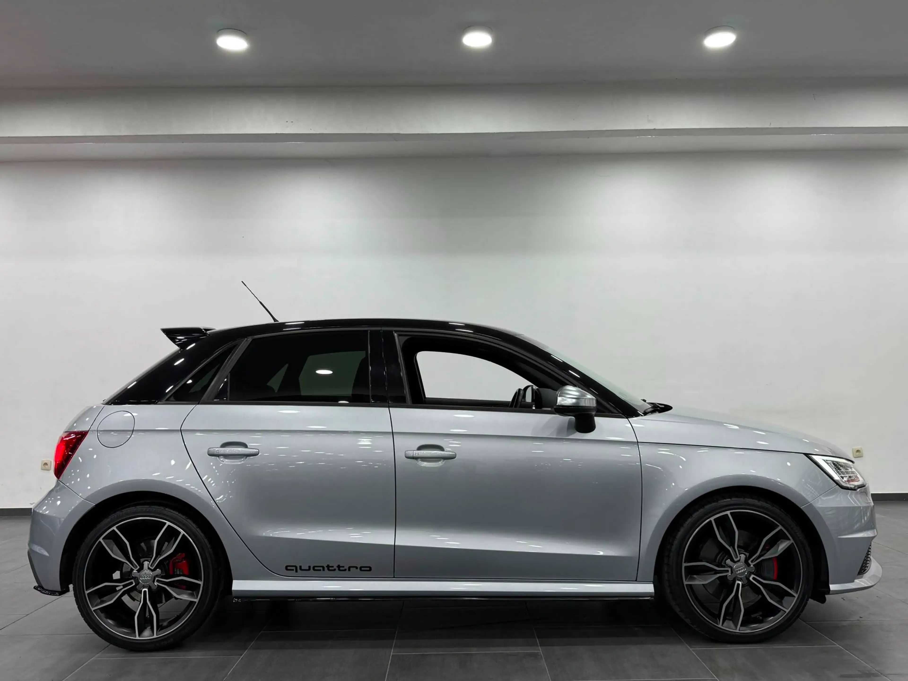 Audi S1 2.0TFSI Quattro Sportback 5Doors Edition Sport Seats Carpass — photo 3