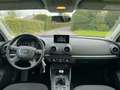 Audi A3 1.6 TDi ultra Attraction Zwart - thumbnail 9