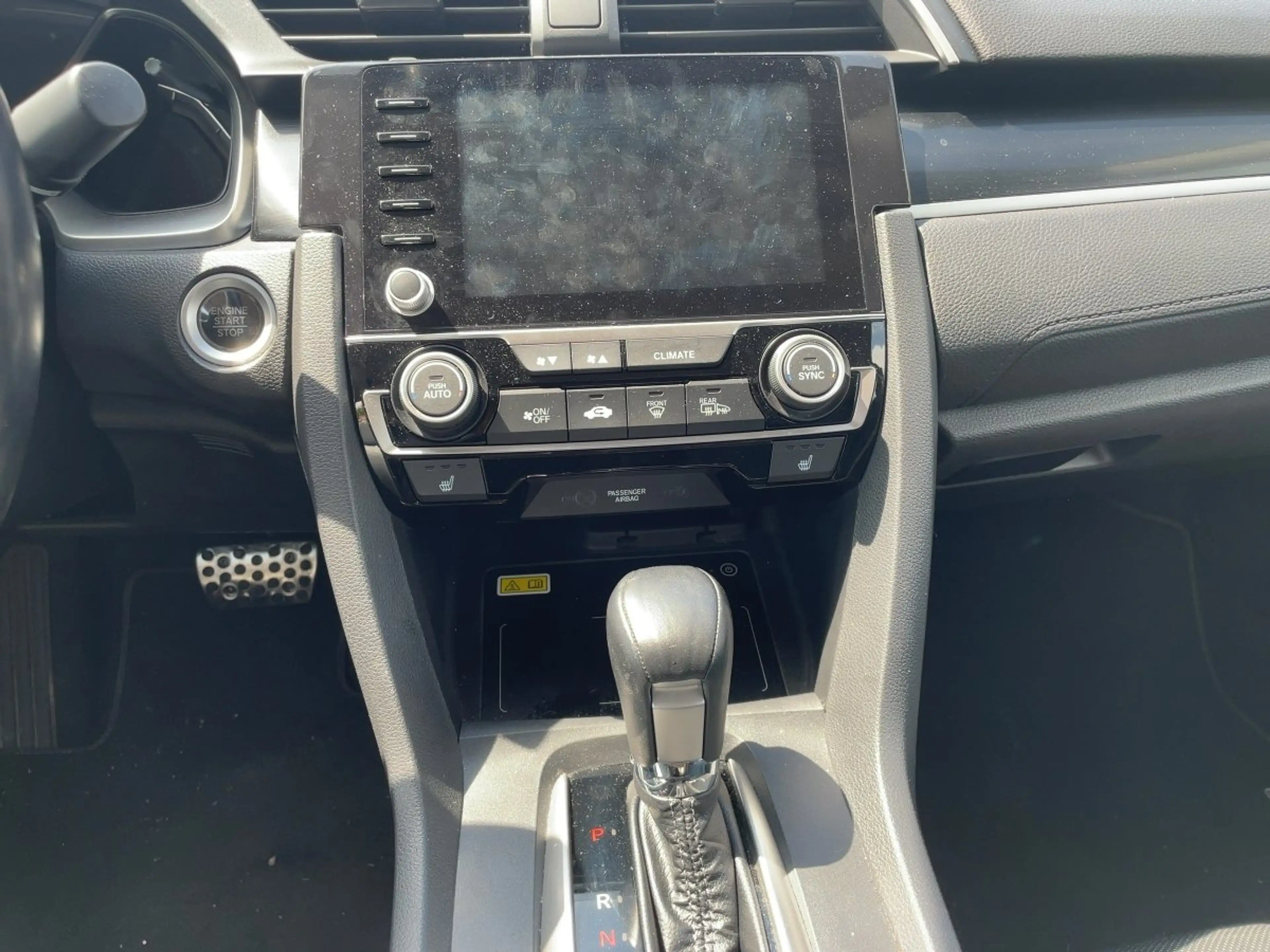 Honda Civic 1.5 VTEC Executive 4-trg. Automatik* — photo 12