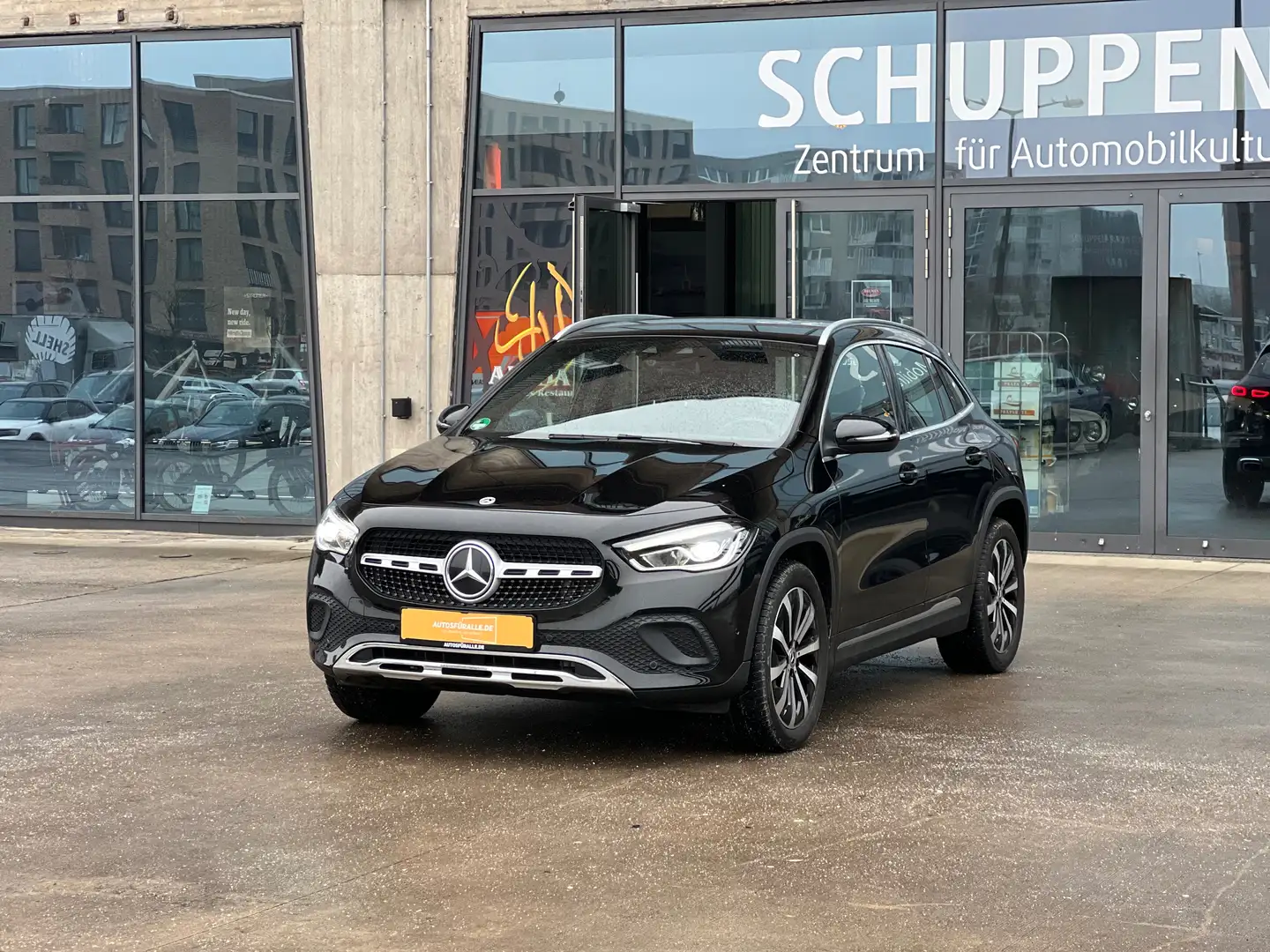 Mercedes-Benz GLA 200 GLA 200 (247.787) Schwarz - 1