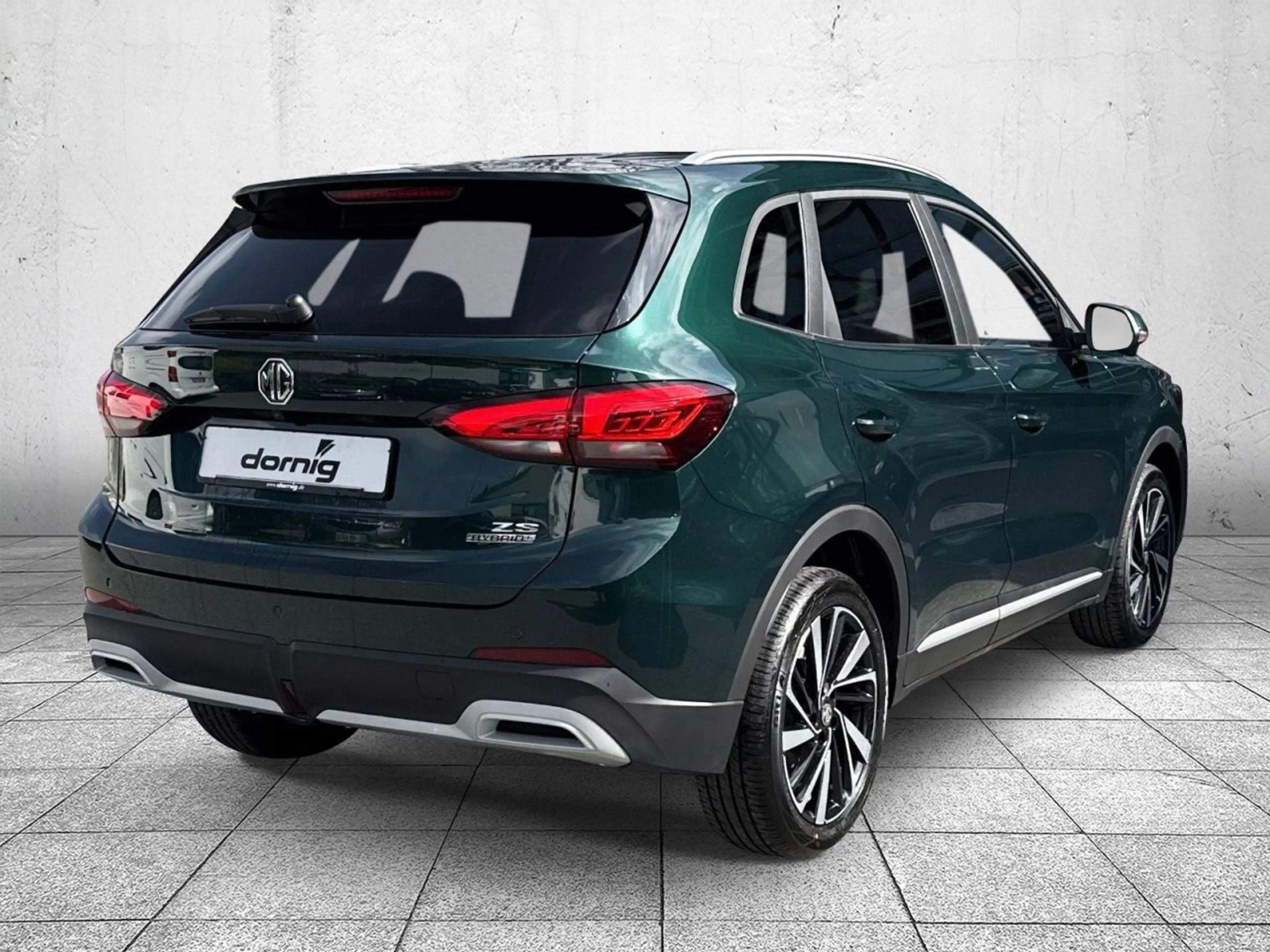 MG ZS HEV Luxury MY25,5 — photo 5