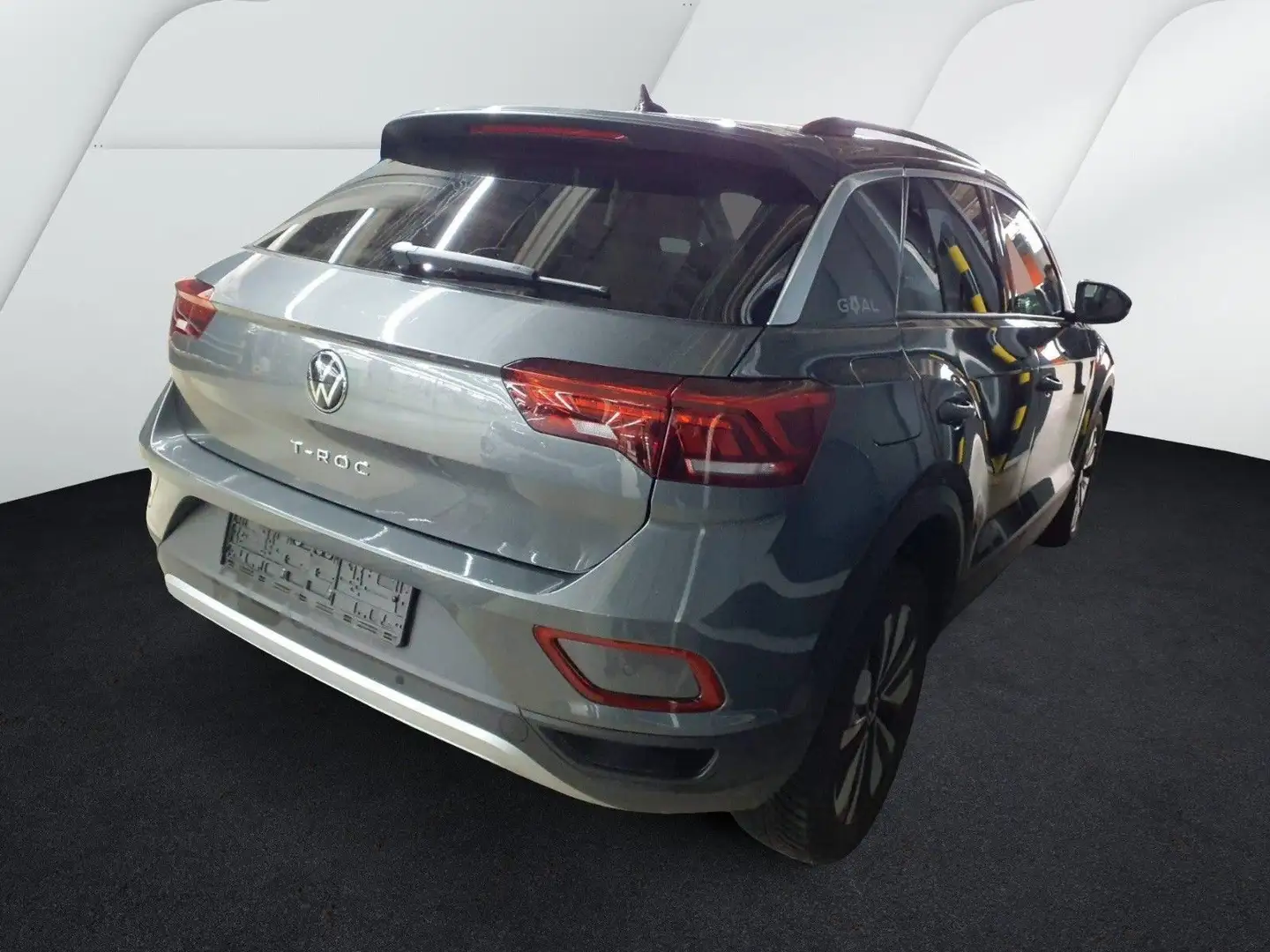 Volkswagen T-Roc 1.0 TSI Goal - LED / Navi / Winter-Paket Grau - 2