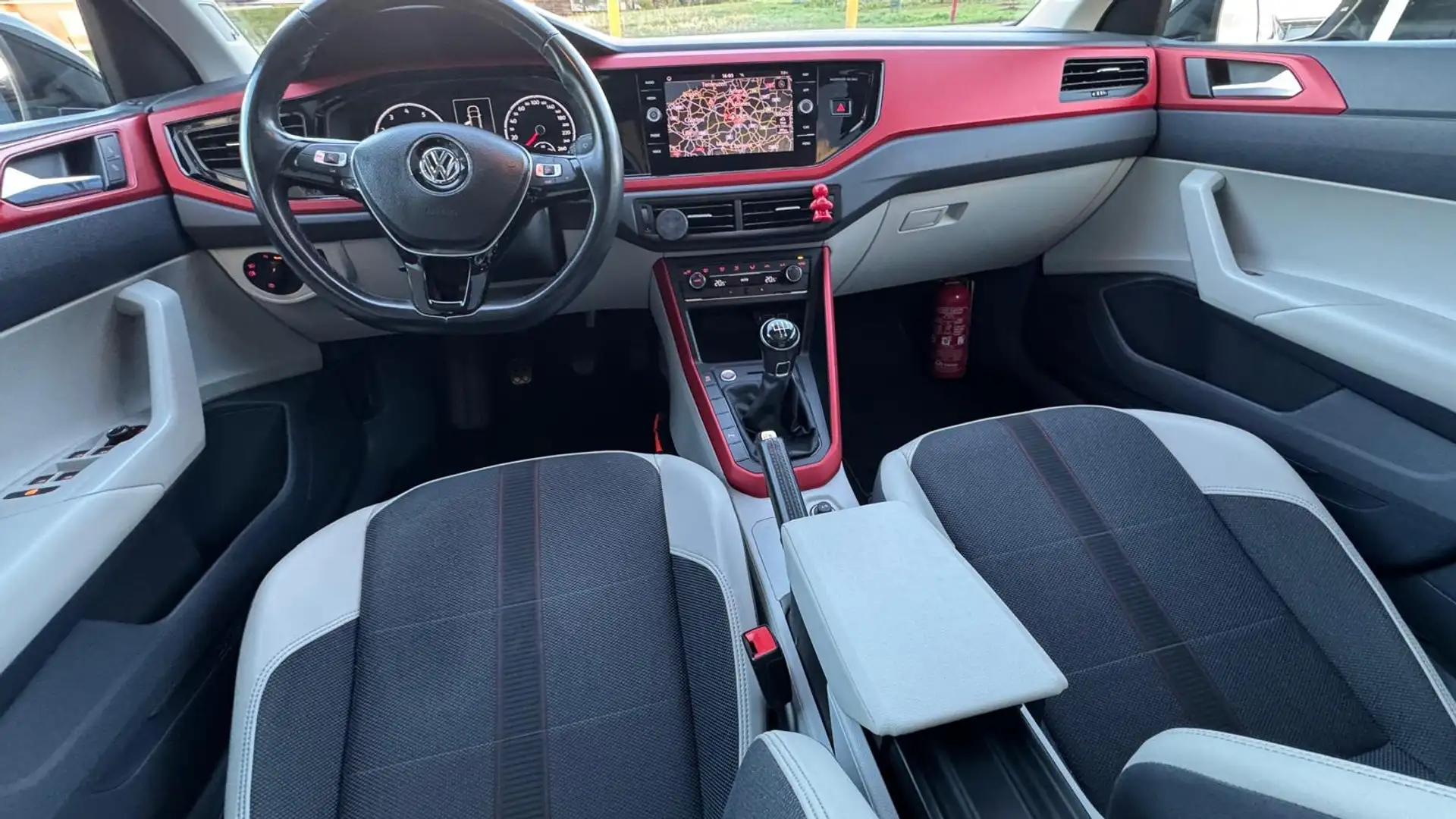 Volkswagen Polo 1.0 TSi Beats OPF, Navi, Panorama, Car Play, Keyle Gris - 2