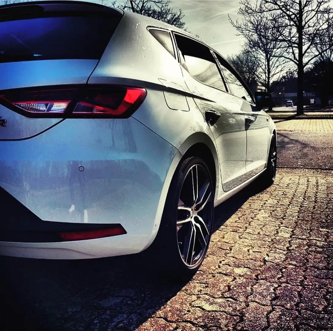 SEAT Leon Leon 1.4 TSI Start Bílá - 1