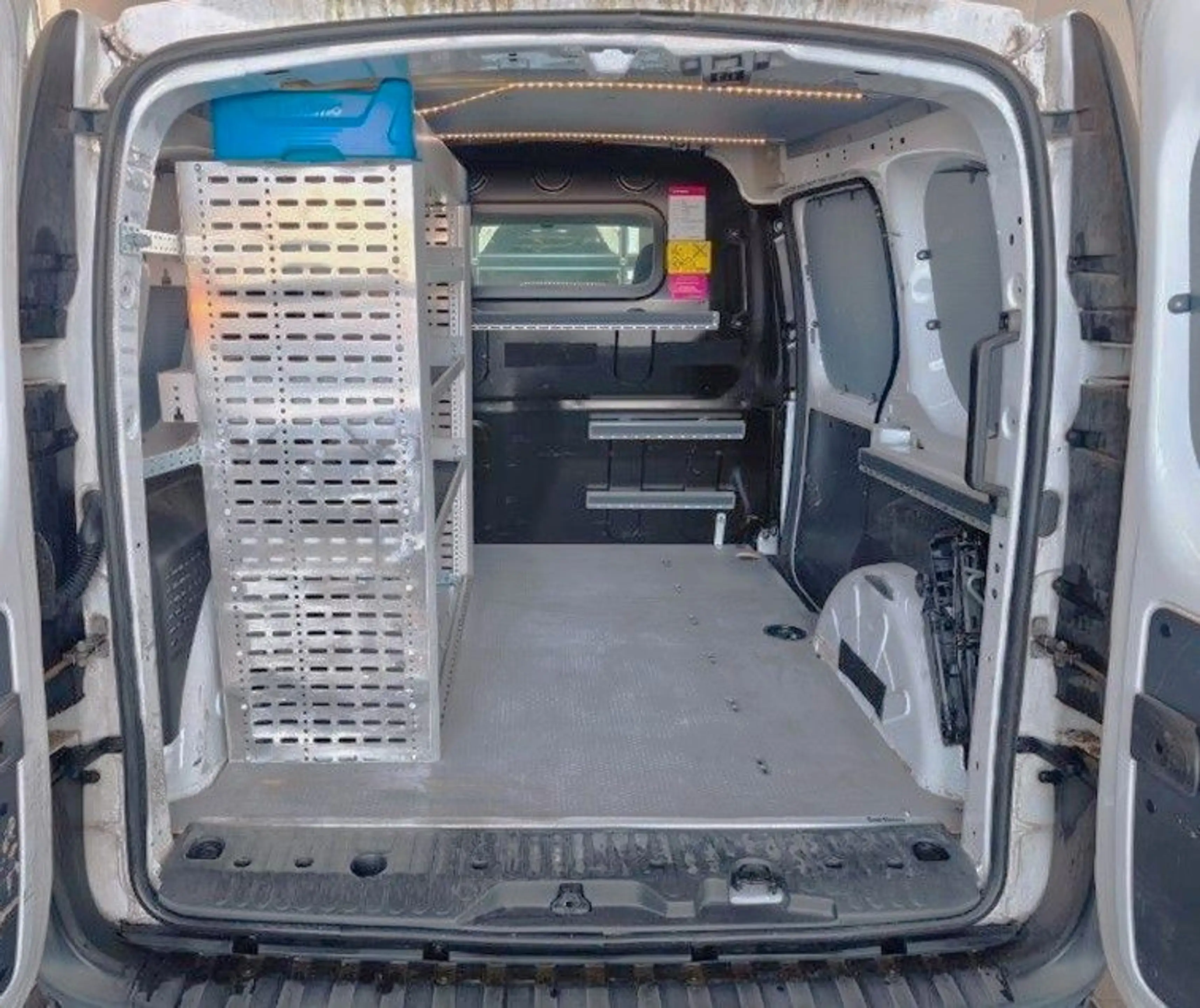 Renault Kangoo Rapid 1.5 dCi 110*6-Gang*Navi*PDC — photo 8
