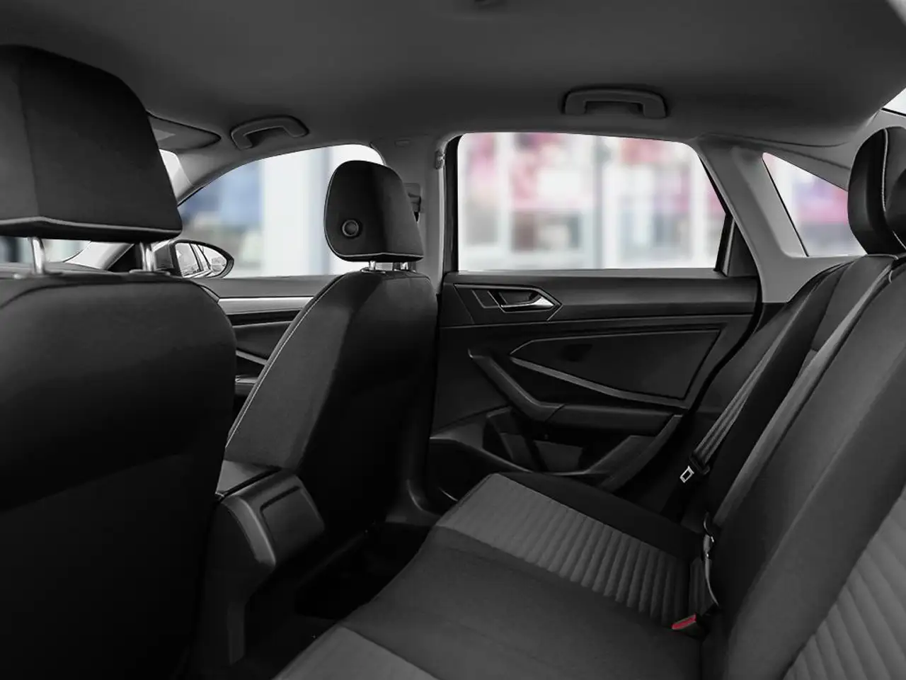 Volkswagen Jetta снимка Volkswagen Jetta