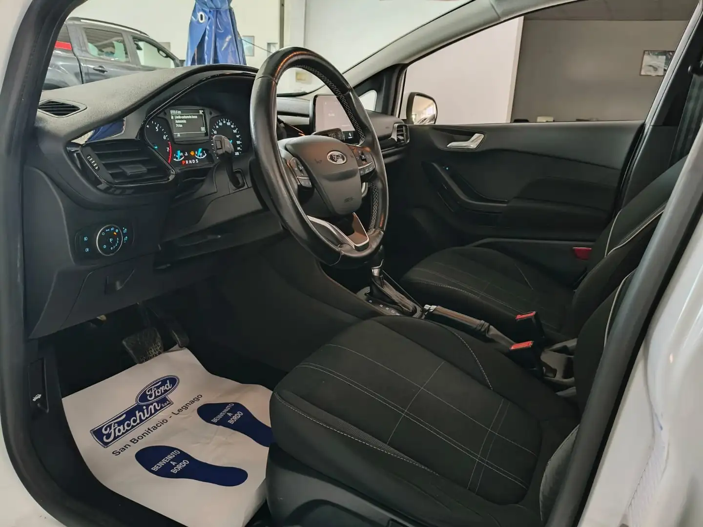 Ford Fiesta 5p 1.0 Ecoboost 100cv Plus A/T Fehér - 2