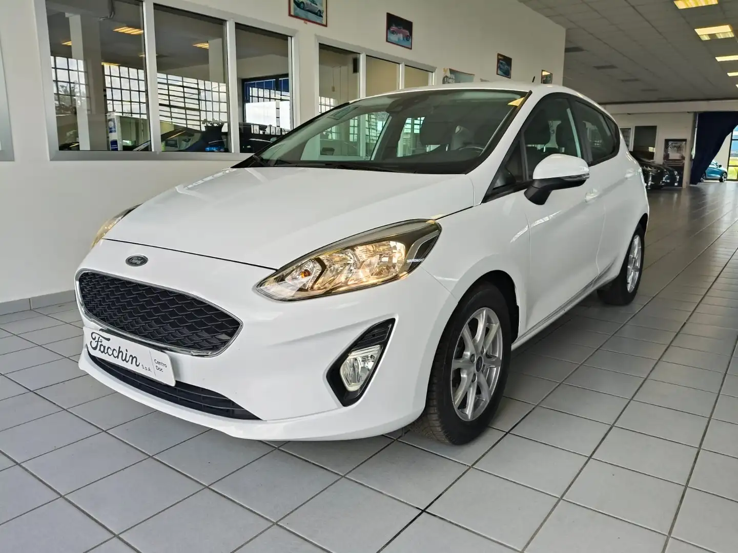 Ford Fiesta 5p 1.0 Ecoboost 100cv Plus A/T Fehér - 1