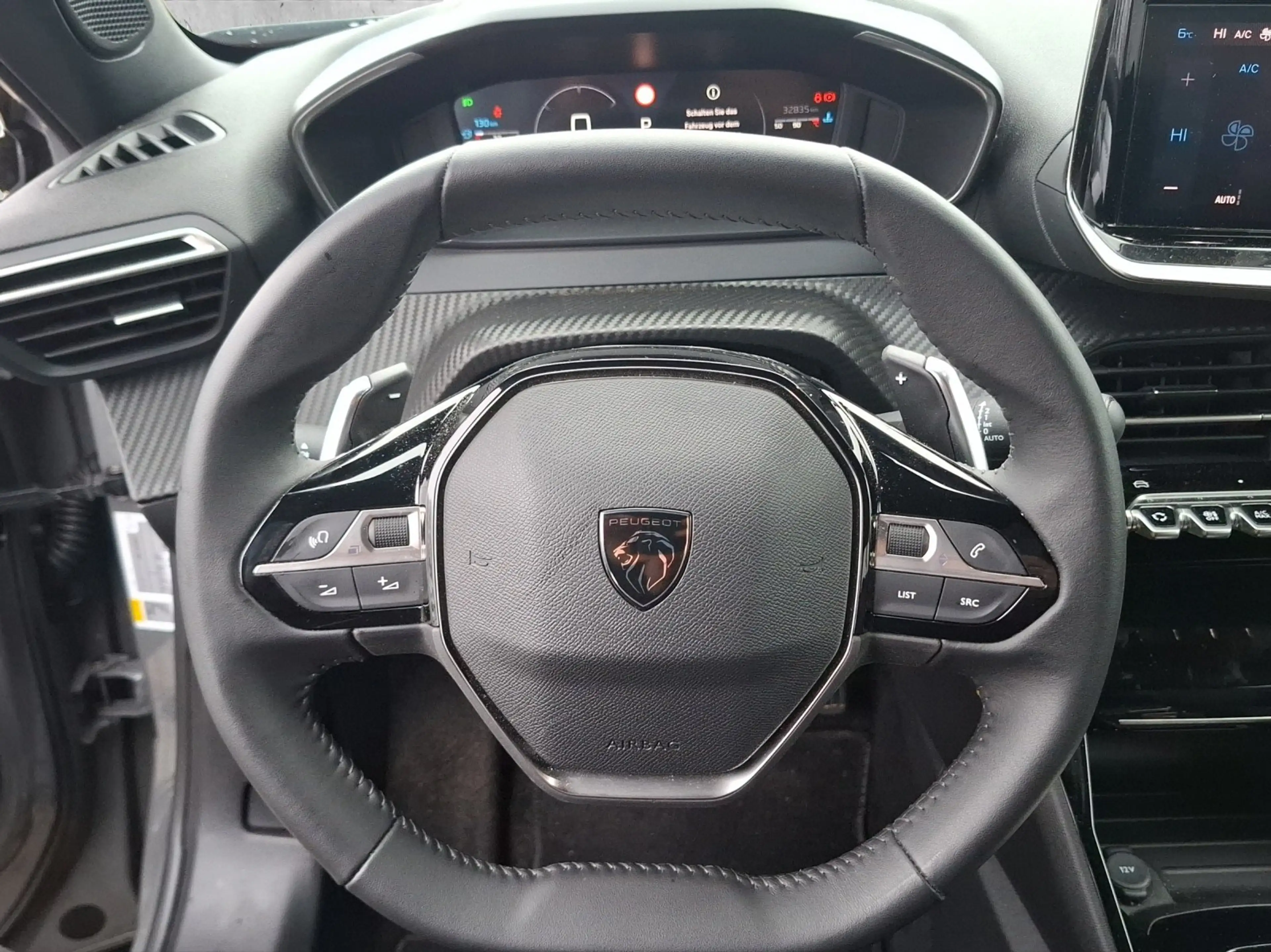 Peugeot 2008 Allure 1.2 PureTech 130 LED+SHZ+Alcant.+PDC — photo 12
