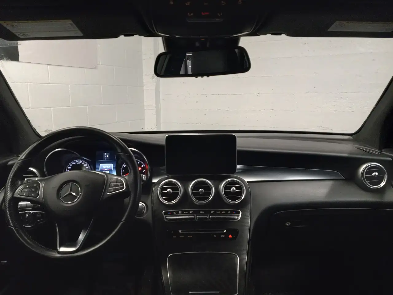 Mercedes-Benz GLC photo Mercedes-Benz GLC