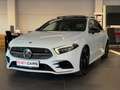 Mercedes-Benz A 250 A-Klasse A 250 AMG Line Silber - thumbnail 2