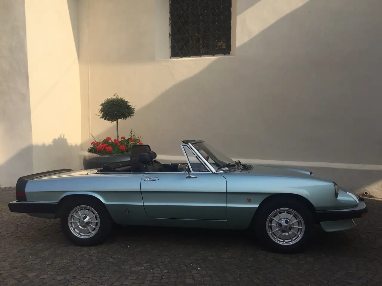 Alfa Romeo Spider 1.6, foto 1