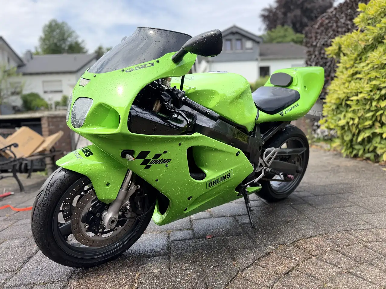 Kawasaki ZX 750