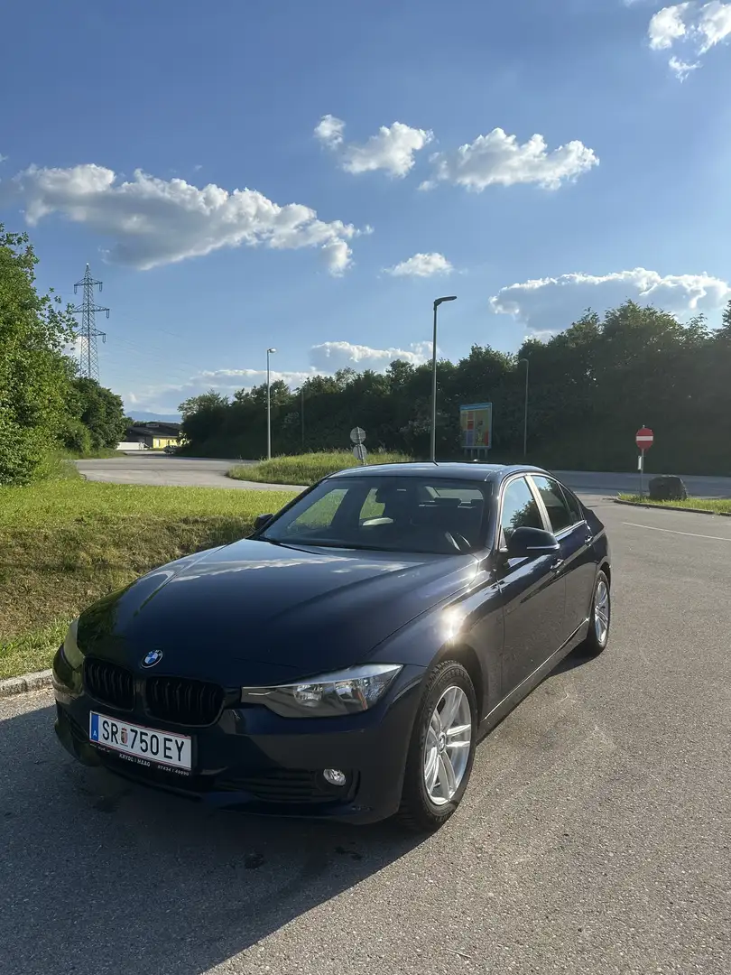 BMW 316 BMW 3er-Reihe 316d F30 Limousine Blau - 2