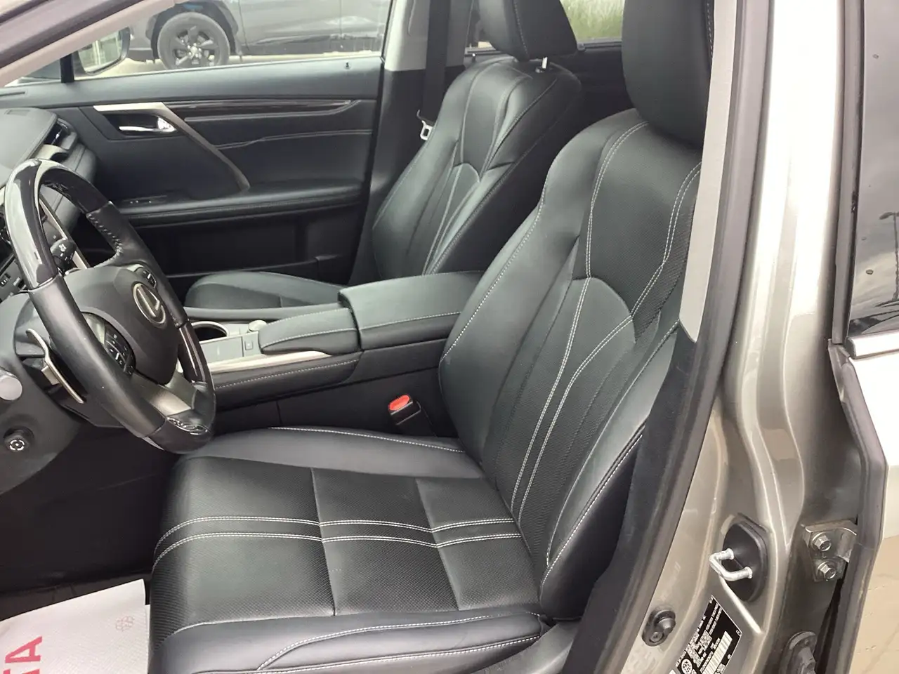 Lexus RX photo Lexus RX