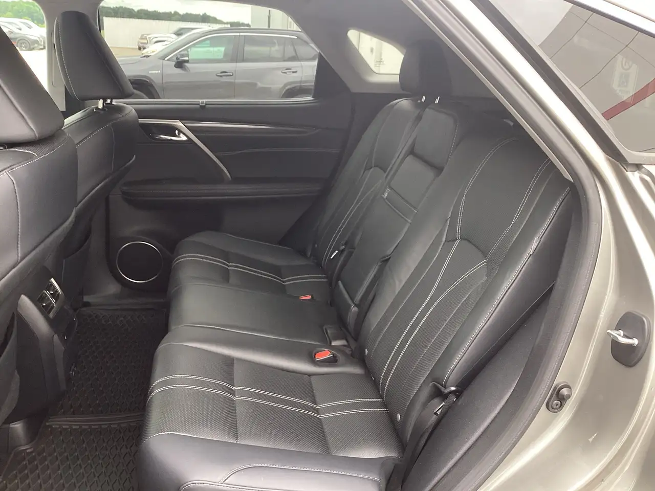 Lexus RX photo Lexus RX