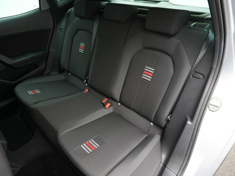 SEAT Arona 1.0 TSI 115pk DSG FR Business Intense | Achteruitr — photo 8