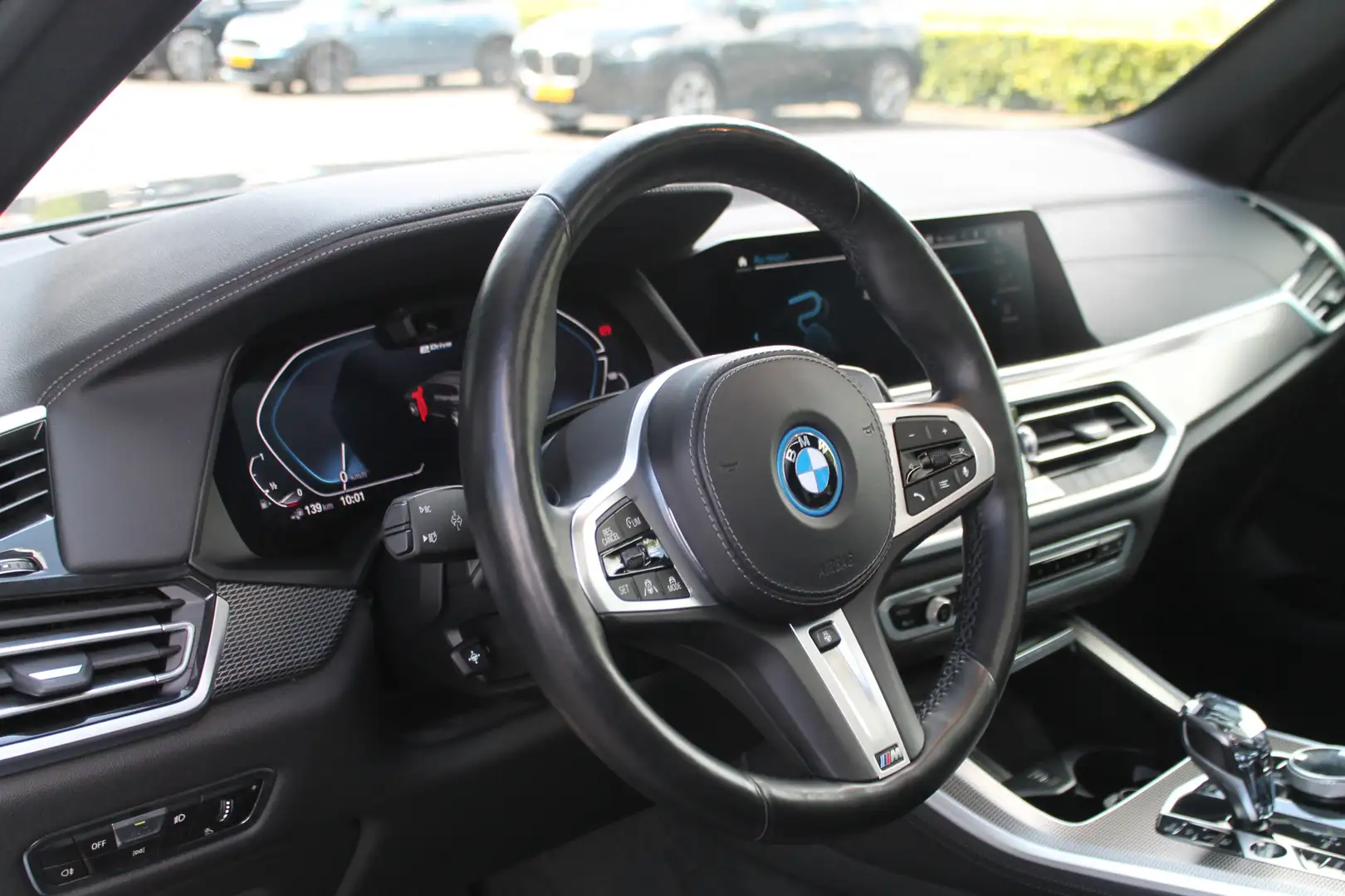 BMW X5 xDrive45e High Executive M Sport Automaat / Panora Grijs - 2