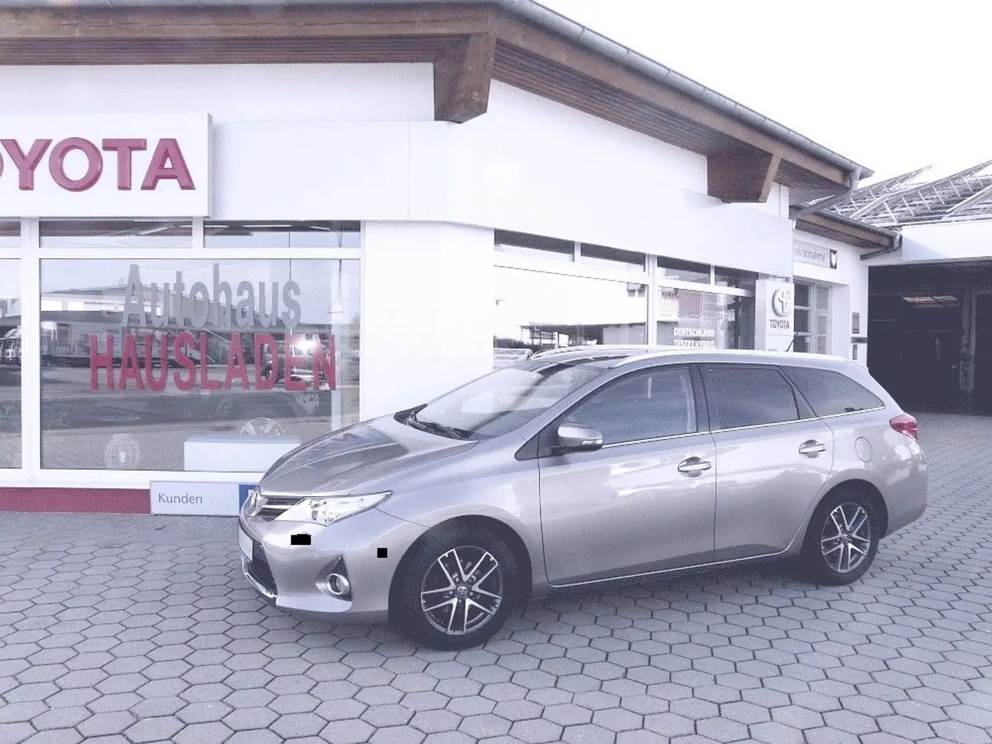 Toyota Auris Touring Sports Comfort Silber - 1