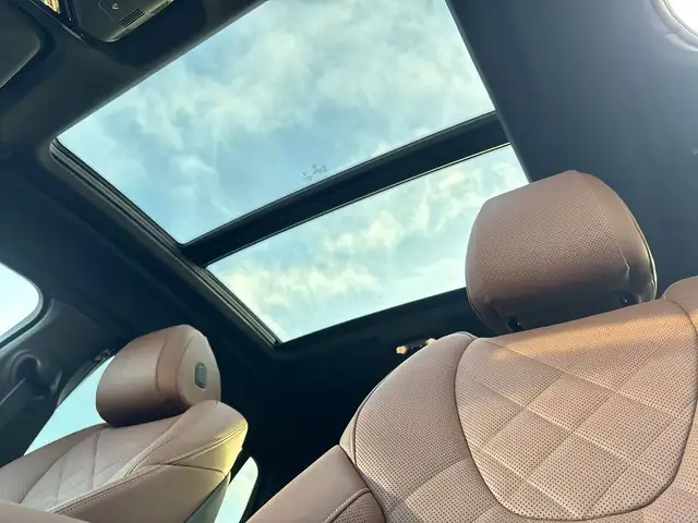 BMW X6 view 8