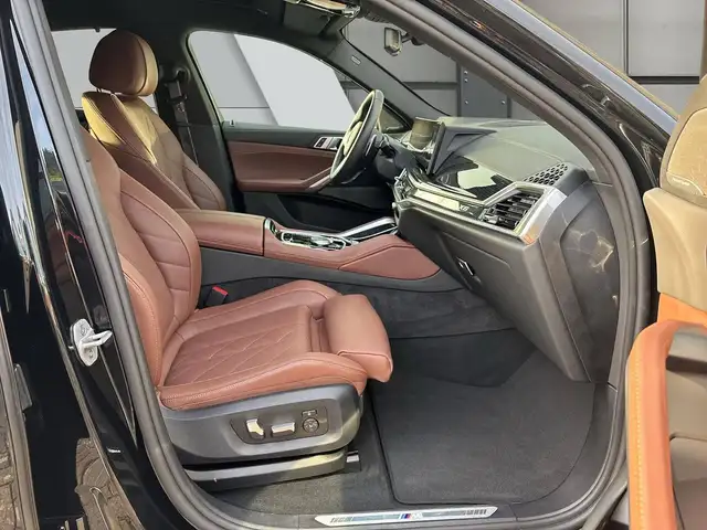 BMW X6 view 7
