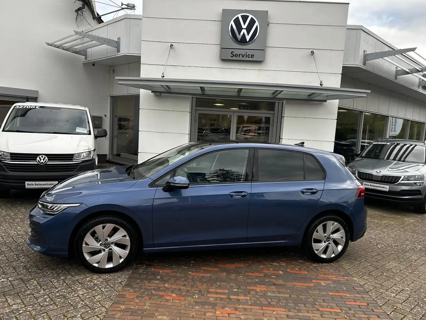 Volkswagen Golf 8 DA 1.5 TSI Life Blau - 2