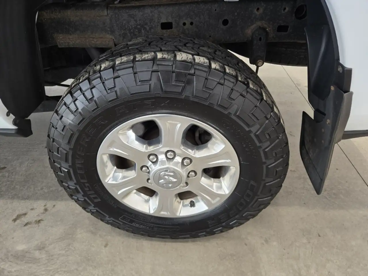 RAM 2500 снимка RAM 2500
