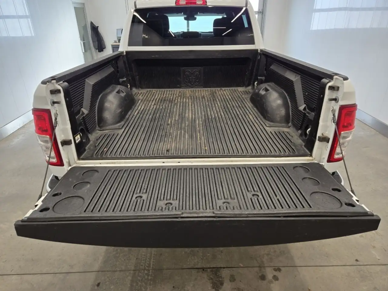 RAM 2500 снимка RAM 2500
