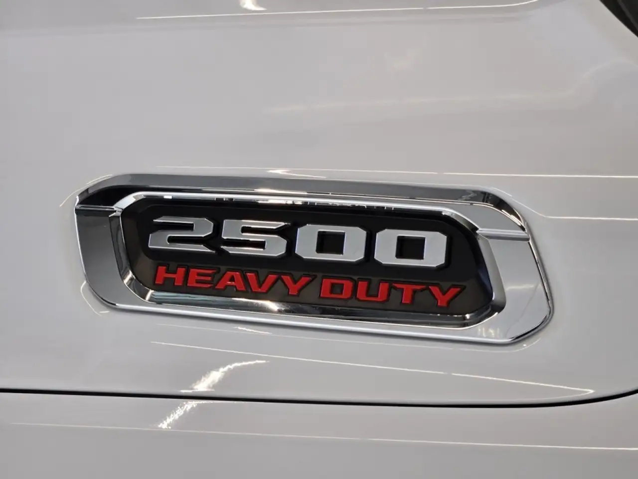 RAM 2500 снимка RAM 2500