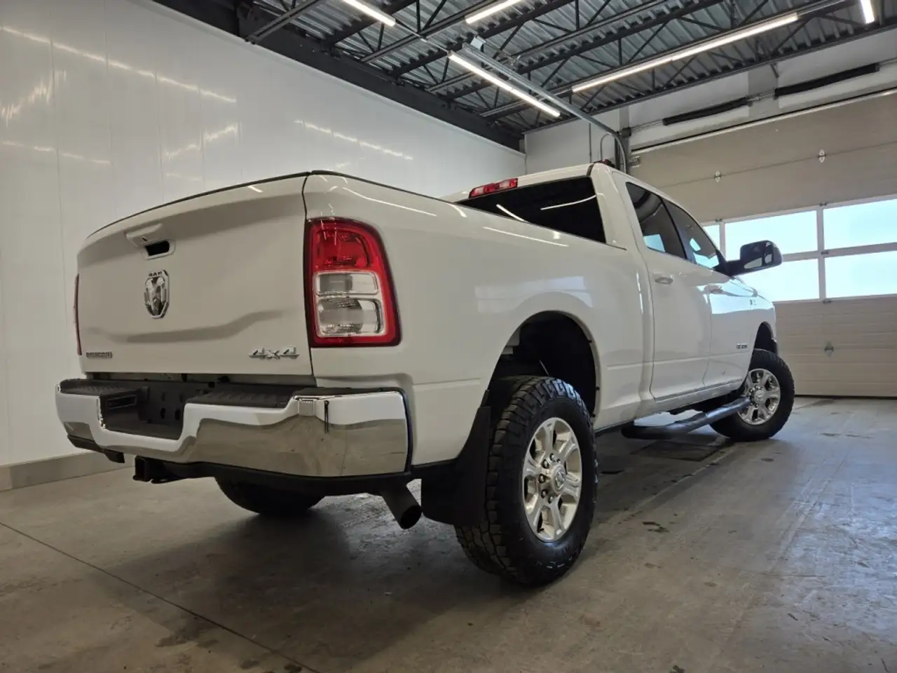 RAM 2500 снимка RAM 2500