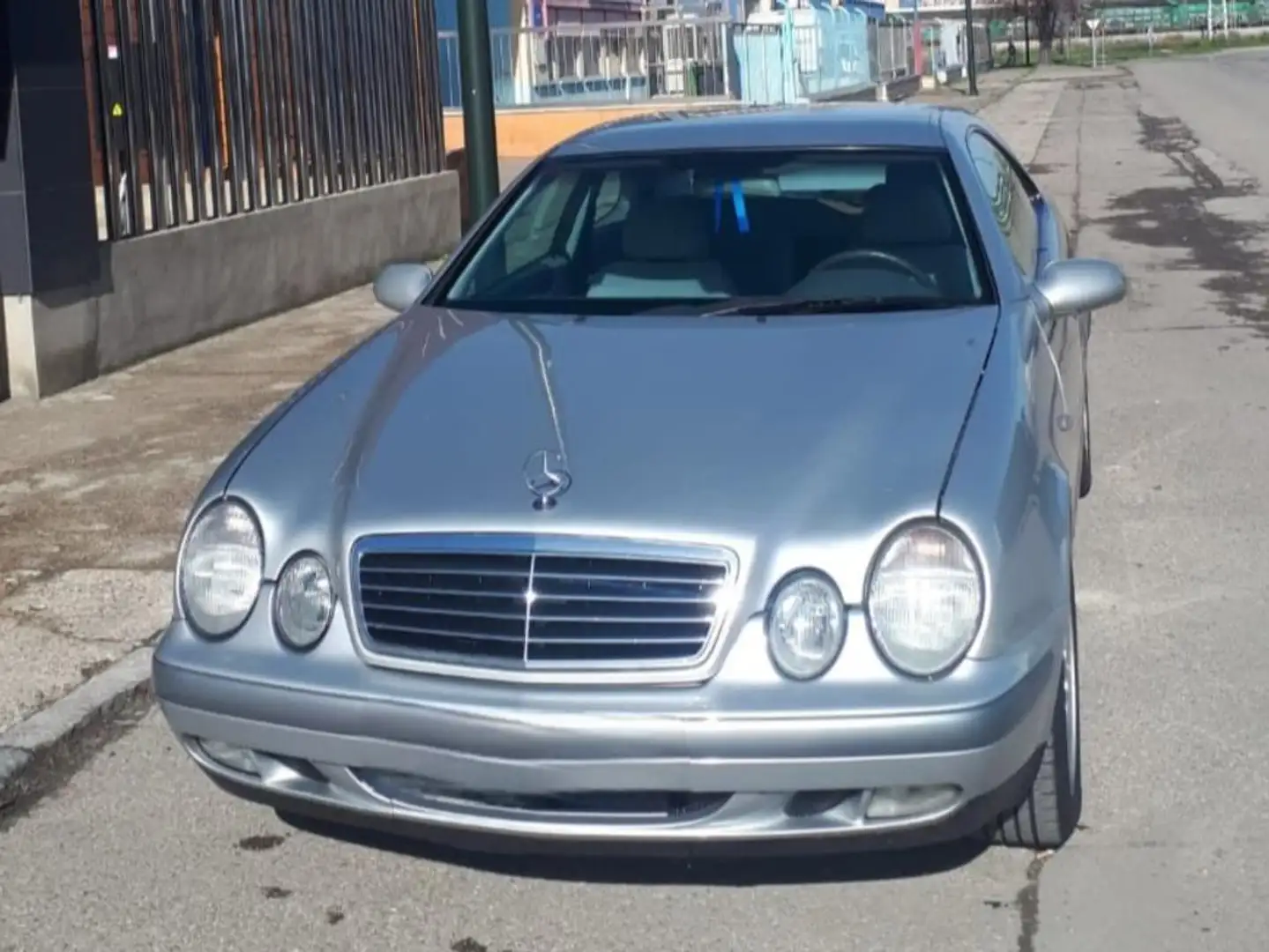 Mercedes-Benz CLK 200 CLK 200 Sport Plateado - 1