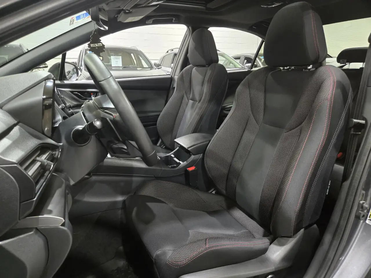 Subaru WRX снимка Subaru WRX