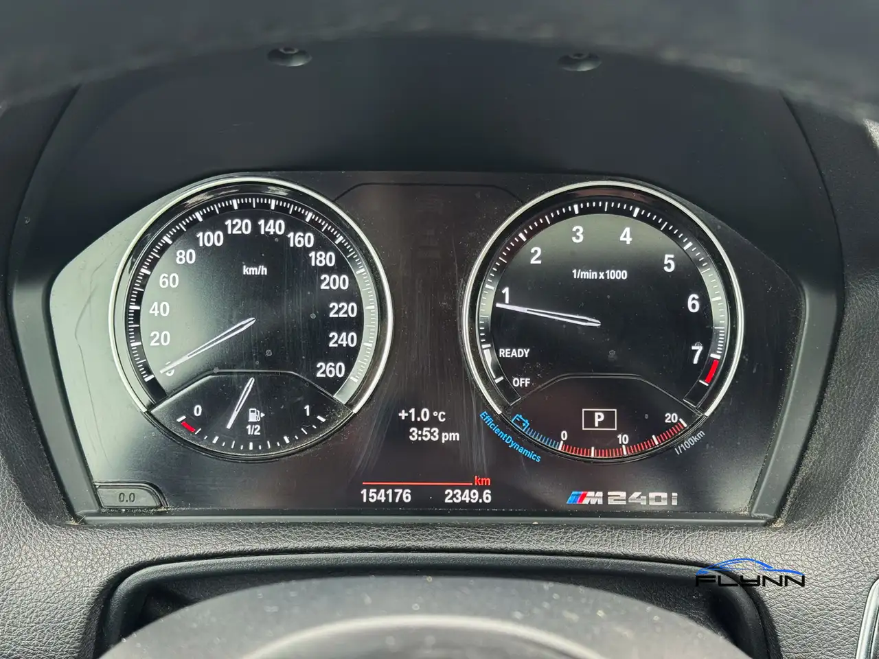 BMW 2 Series снимка BMW 2 Series