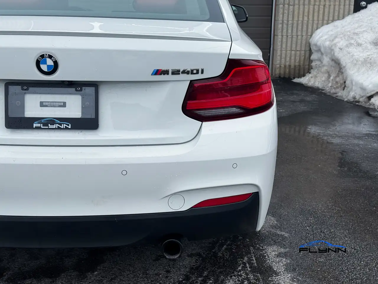 BMW 2 Series снимка BMW 2 Series