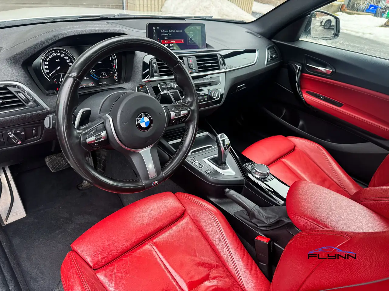 BMW 2 Series снимка BMW 2 Series