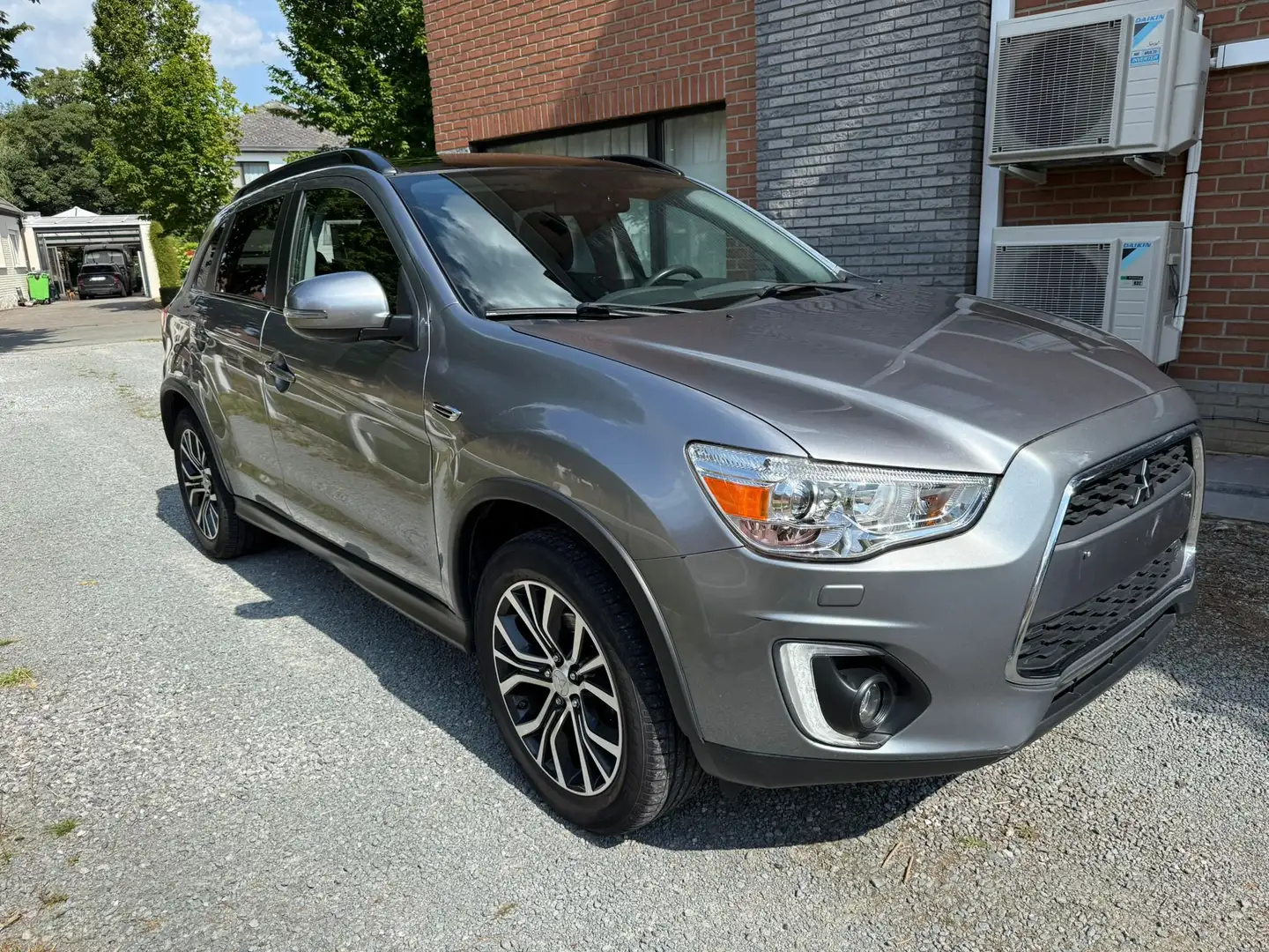 Mitsubishi ASX ASX 1.6i 2WD Intense (EURO6) Grijs - 2