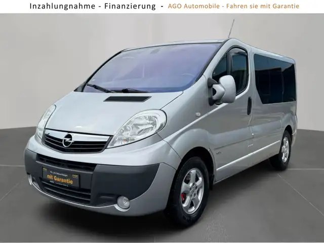 Opel Vivaro Tour Cosmo AHK 8 Sitzer